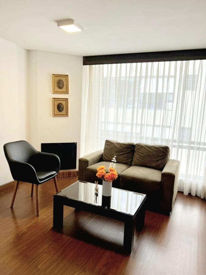 Acogedor Apartasuite Cerca Al Parque De La 93 Bogotá Extérieur photo